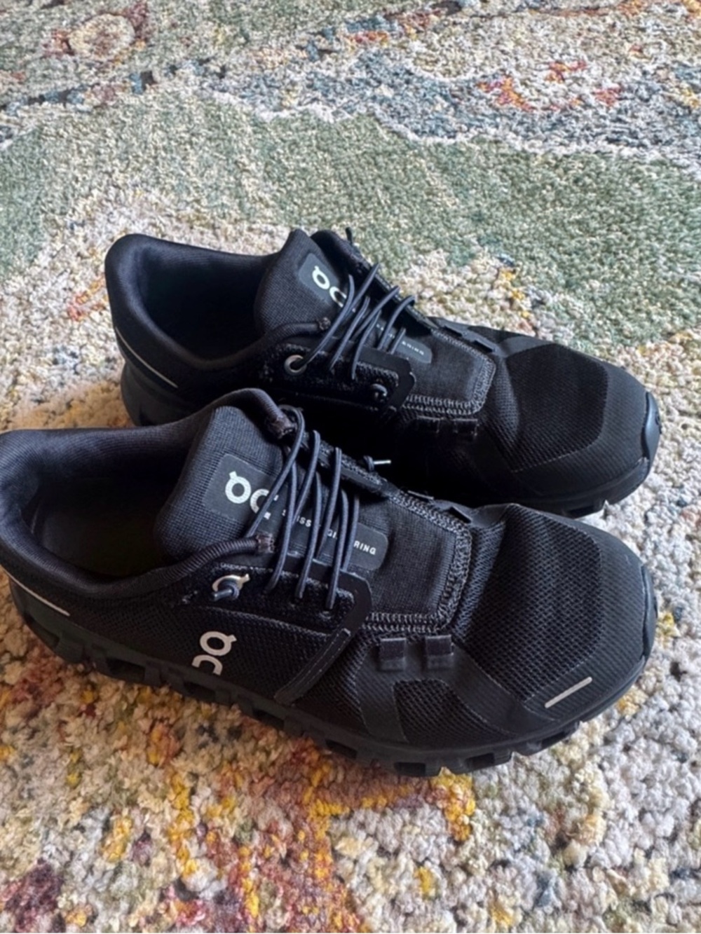 On Cloud Women’s Black Trail Running Shoes